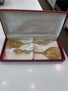Vintage Gold-Plated Decorative Salad Serving Set - Ornate Fork & Spoon